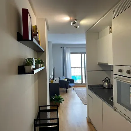 A Space That Feels Like With Private Parking * Malaga
