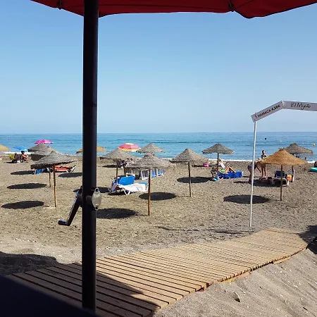 A Space That Feels Like With Private Parking * Malaga